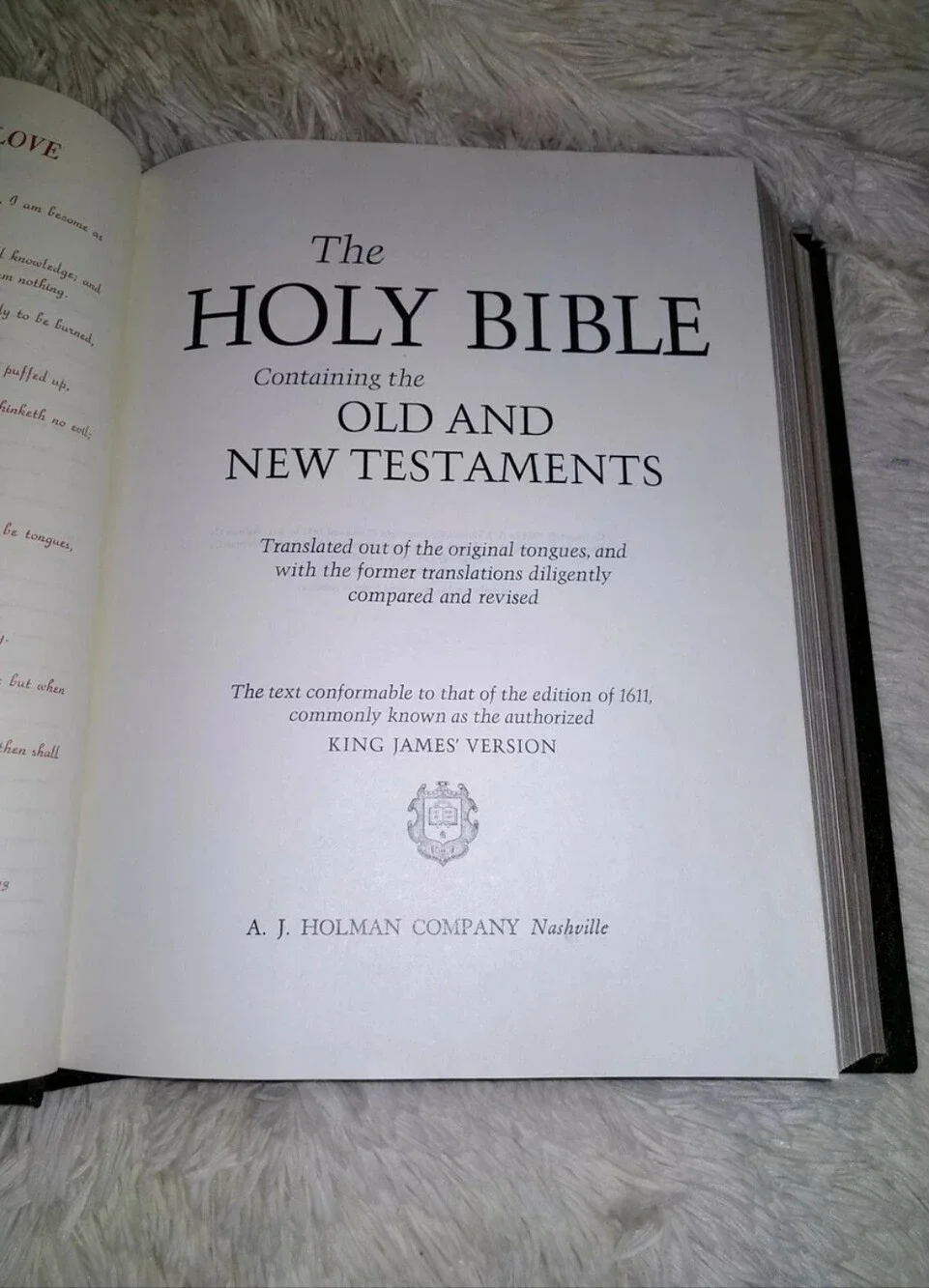 Holy Bible Holman KJV Hardback 1970 Family Bible Large Print